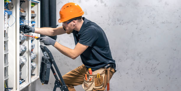 Best Electrical Contractors for Businesses  in Wheeling, IL